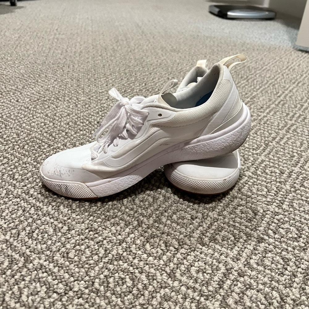 White Vans - DEEP DISCOUNT